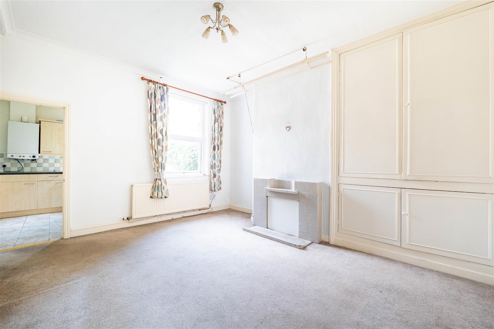 2 bed property in Crown Street, Chorley